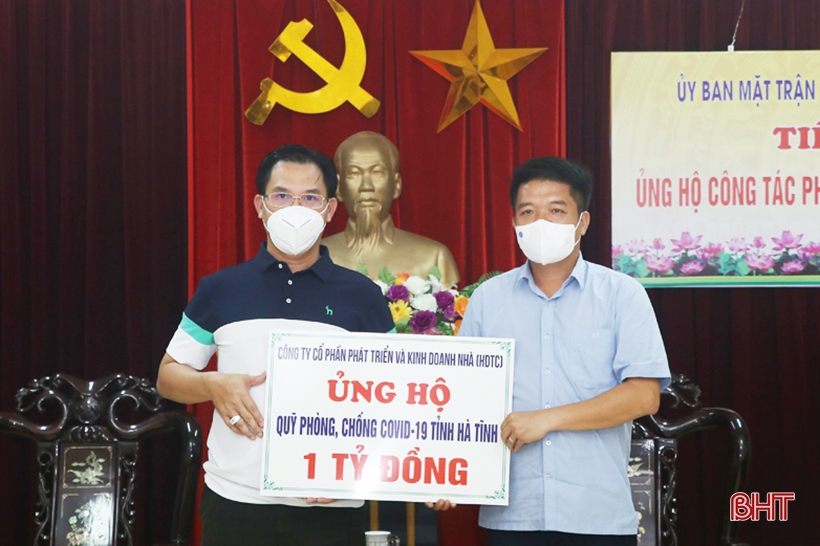 HDTC ủng hộ Quỹ phòng chống dịch Covid tỉnh Hà Tĩnh 1 tỷ VND